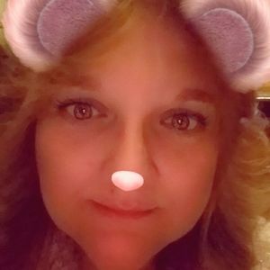 Meet your Posher, Julena